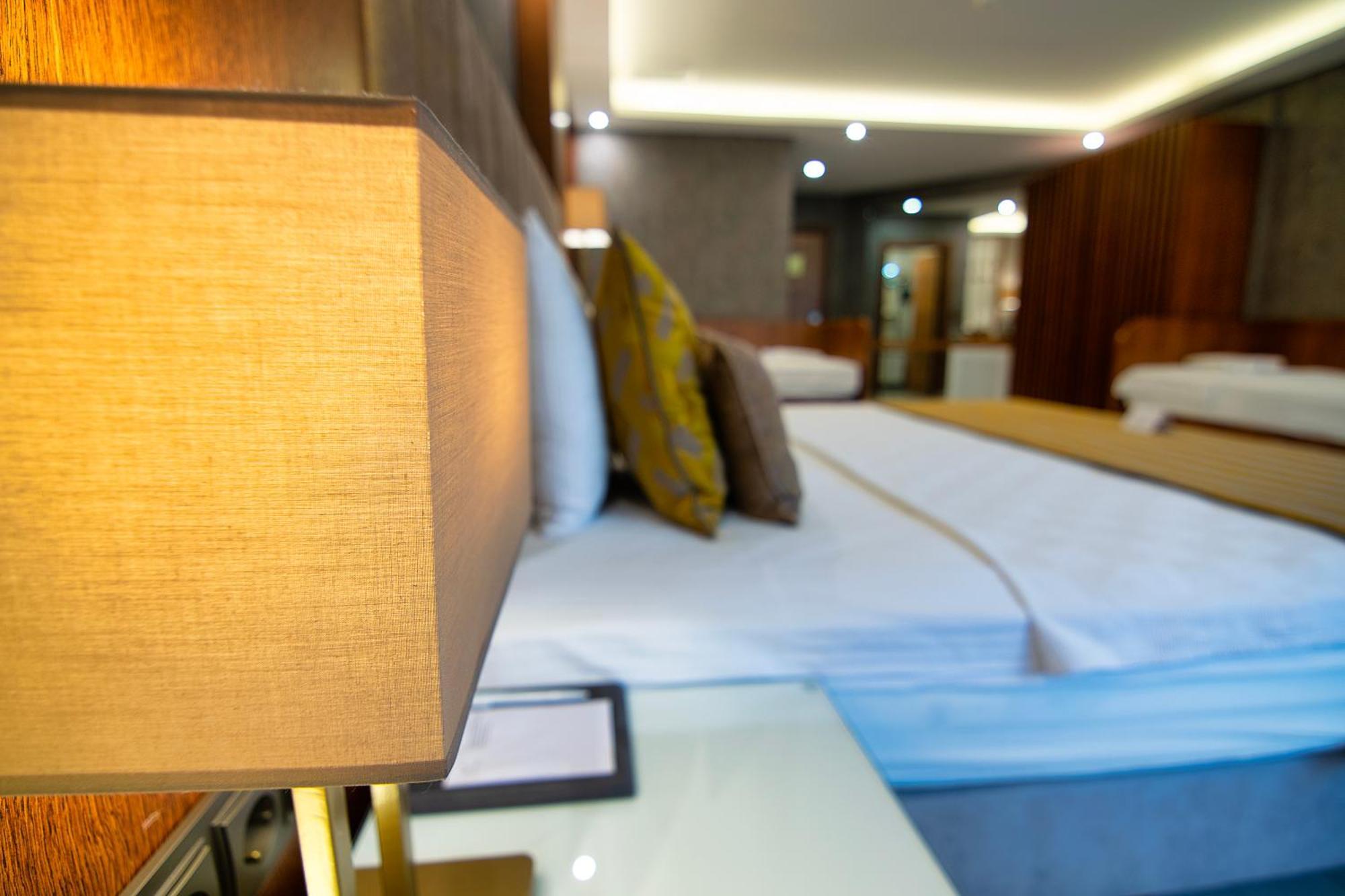 Vela Verde Hotel & Spa 亚洛瓦 外观 照片